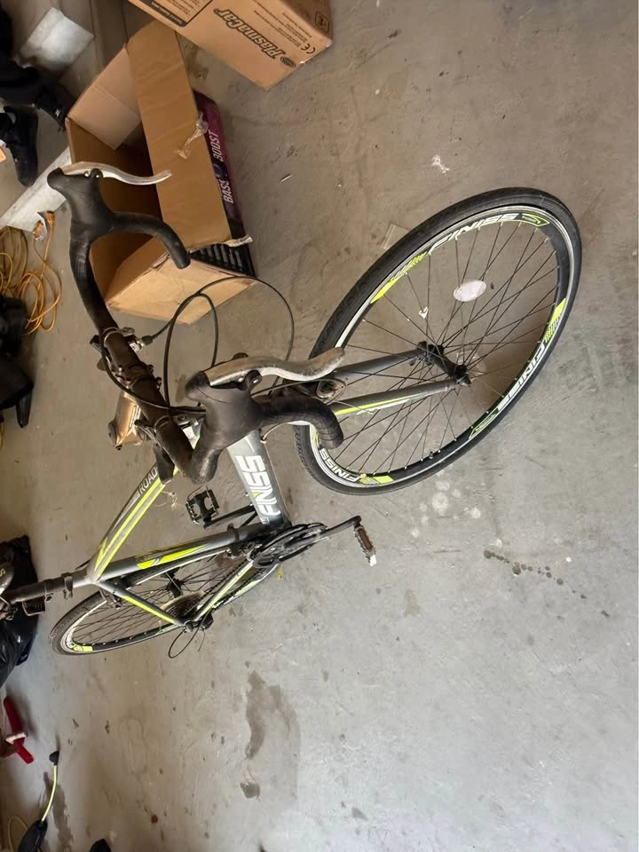 Finiss Road-718 Road Bike - photo 3