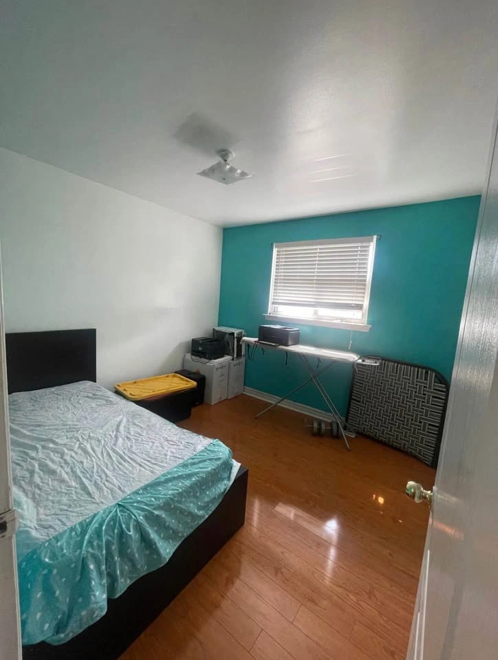 3 Beds 1 Bath - House - photo 2