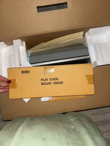 New Canon CanoScan 8800F Flatbed Photo / Film / Slide Scanner - photo 5