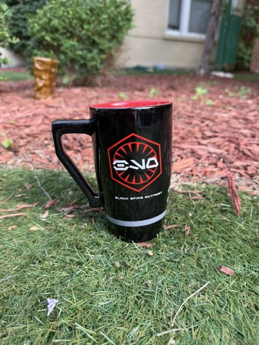 STAR WARS BLACK COMIC STRIP STYLE MUG - NWT