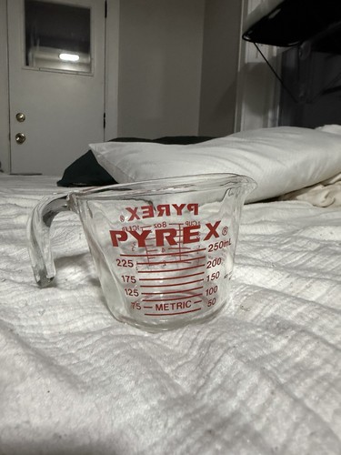 Pyrex 1 Cup Measuring Cup Made In USA Red Text Vintage