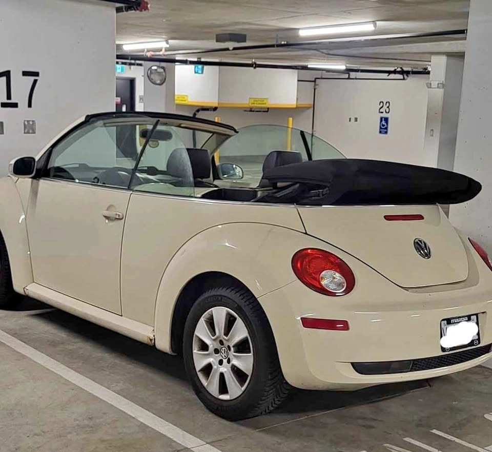 2010 Volkswagen Beetle
