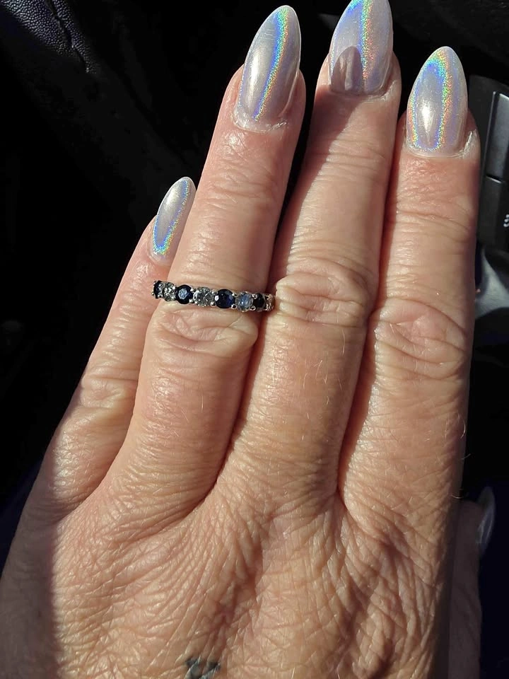 14k diamond and sapphire ring - size 9