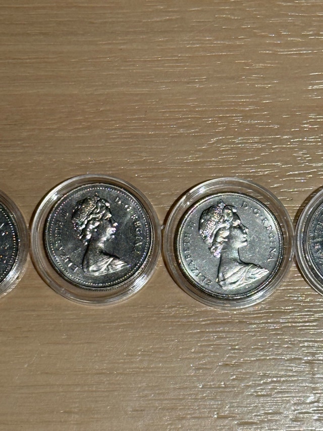 Royal Canadian Mint Silver Dollars - photo 5
