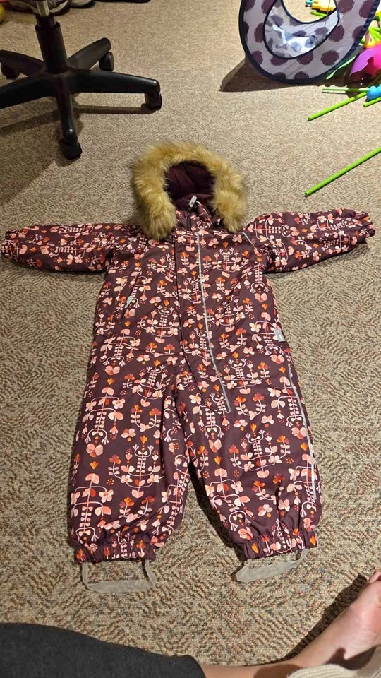 Reima 18m-24m/86cm snow suit with detachable hood and stirrups