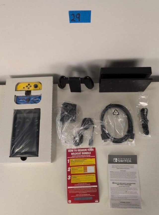 Nintendo Switch Fortnite WildCat Edition Bundle With Code - photo 5