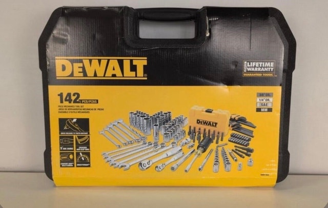 DEWALT 142-Piece Mechanics Tool Set