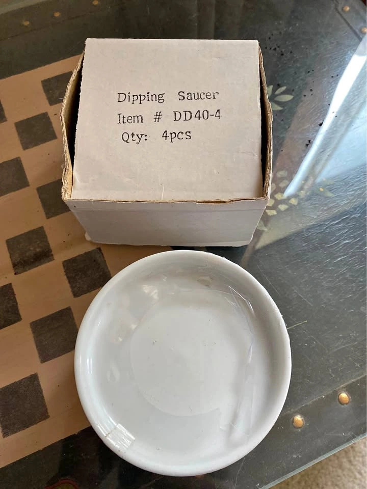 Dipper Saucer, brand new, never opened, 4 trays, 4” round
