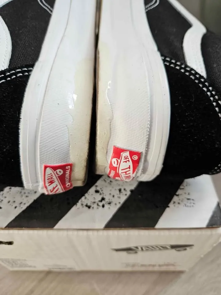 Vans Black OG Old Skool LX Sneakers USm10.5/28.5cm image indicator(4)