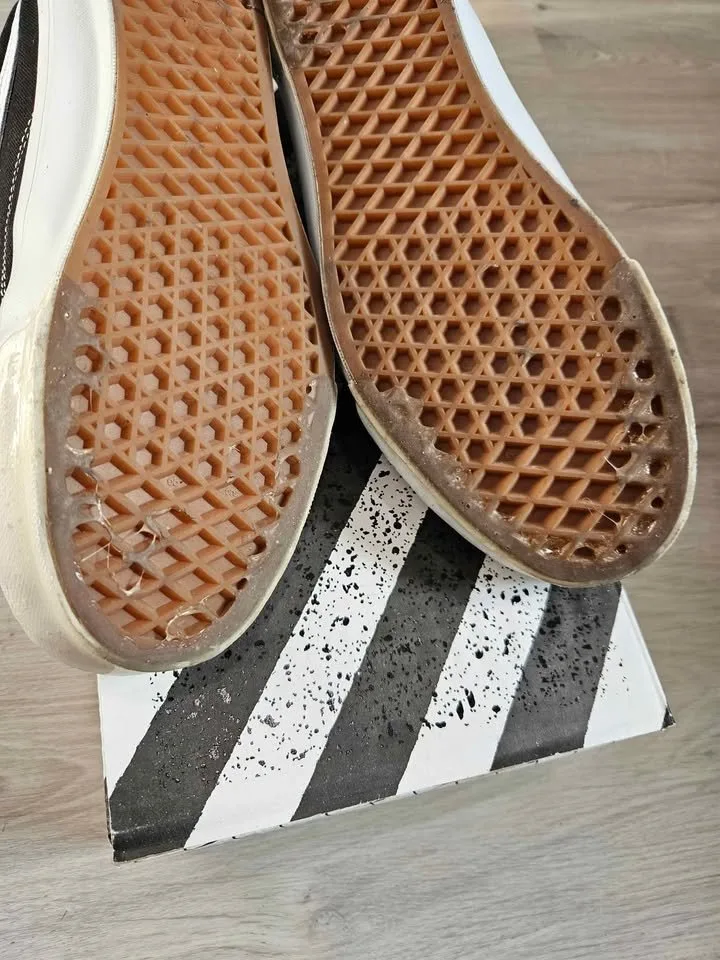 Vans Black OG Old Skool LX Sneakers USm10.5/28.5cm image indicator(9)