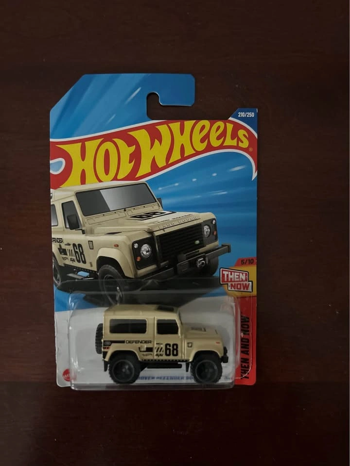Hot Wheels Land Rover Defender 90 - Then and Now 5/10 - 210/250 - photo 2