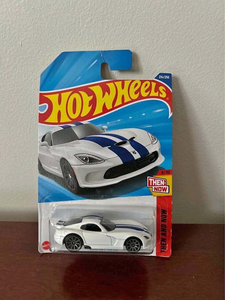 Hot Wheels 2013 SRT Viper - Then and Now 6/10 - 214/250