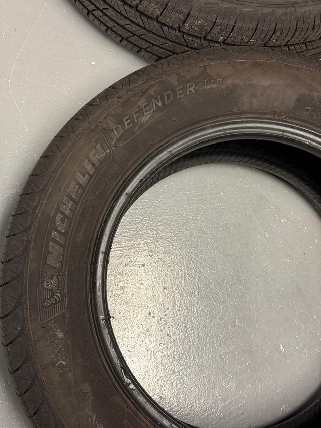 15” Michelin Defender T+H All-Season Tires - photo 3