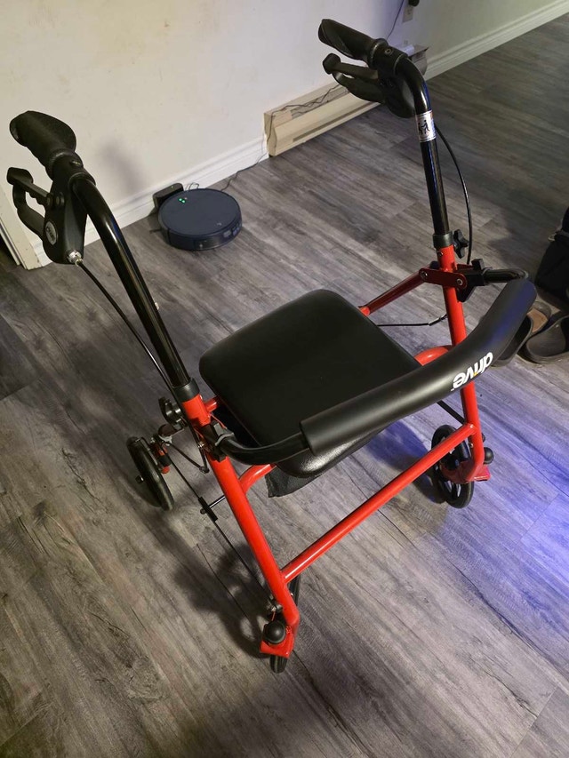 Walker (Rollator)