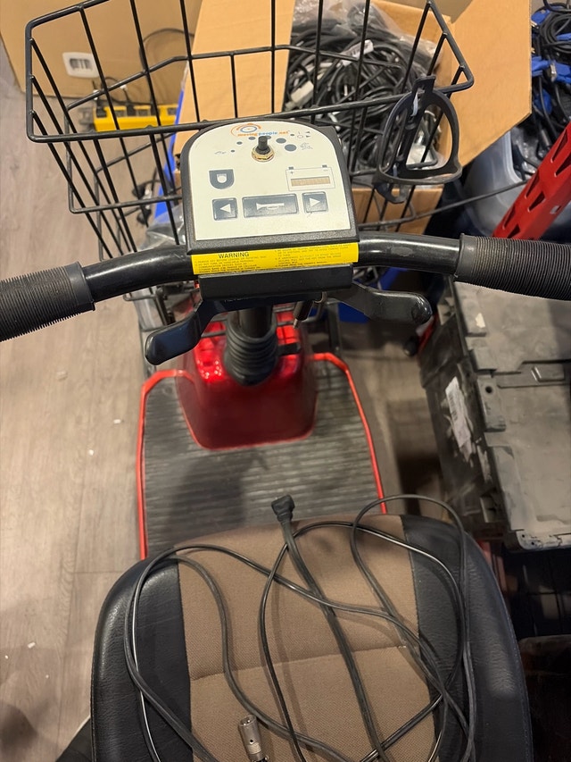 Fortress 1700 Mobility Scooter - photo 3