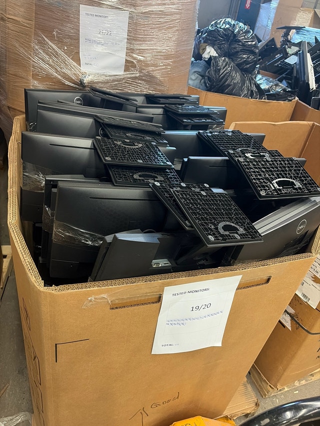 Bin of 100 Tested and Working 19” DELL Monitors