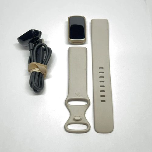 Fitbit Charge 5 FB421 Fitness Tracking Watch w/ Charger