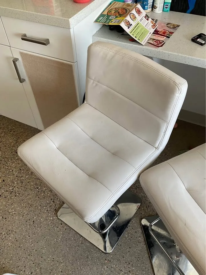 White Faux Leather Adjustable Bar Stools - Set of 2 image indicator(2)