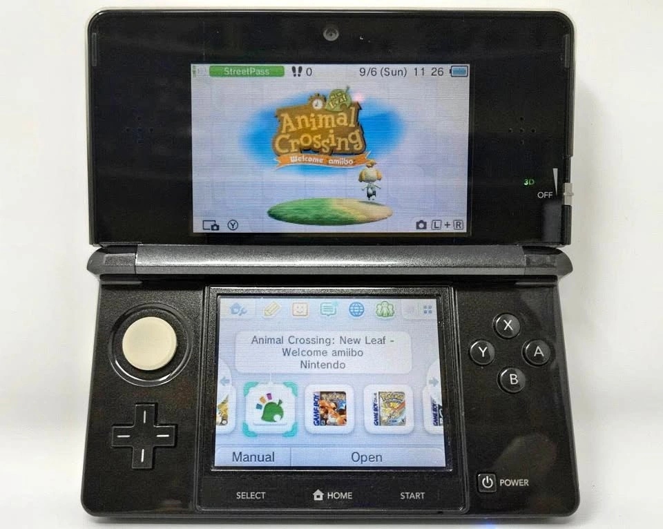 Nintendo 3DS (Cosmo Black) + 57 Games