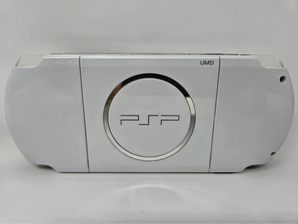 PSP 3000 (Pearl White) + 60 Games - photo 5