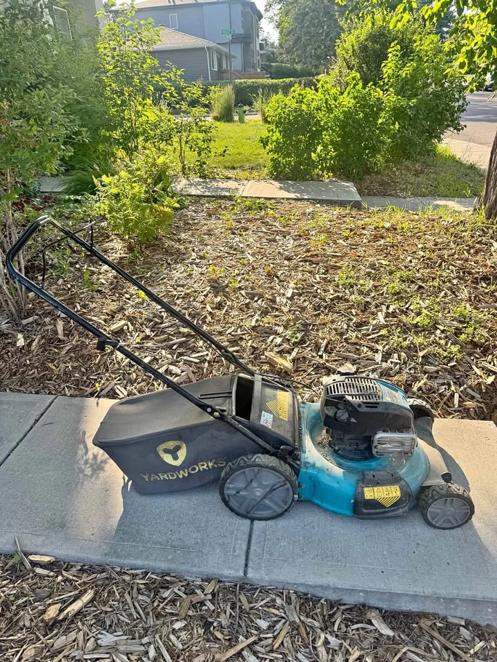 Push Lawn Mower