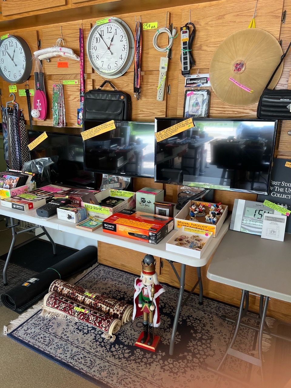 ESTATE/GARAGE SALE. 9/10 to 9/12