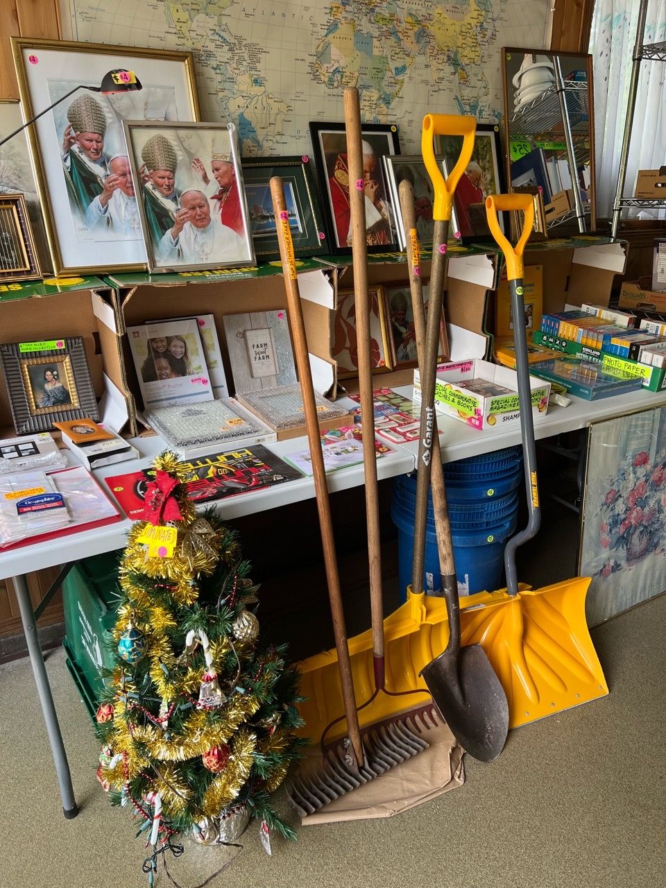 ESTATE/GARAGE SALE. 9/10 to 9/12 - photo 3
