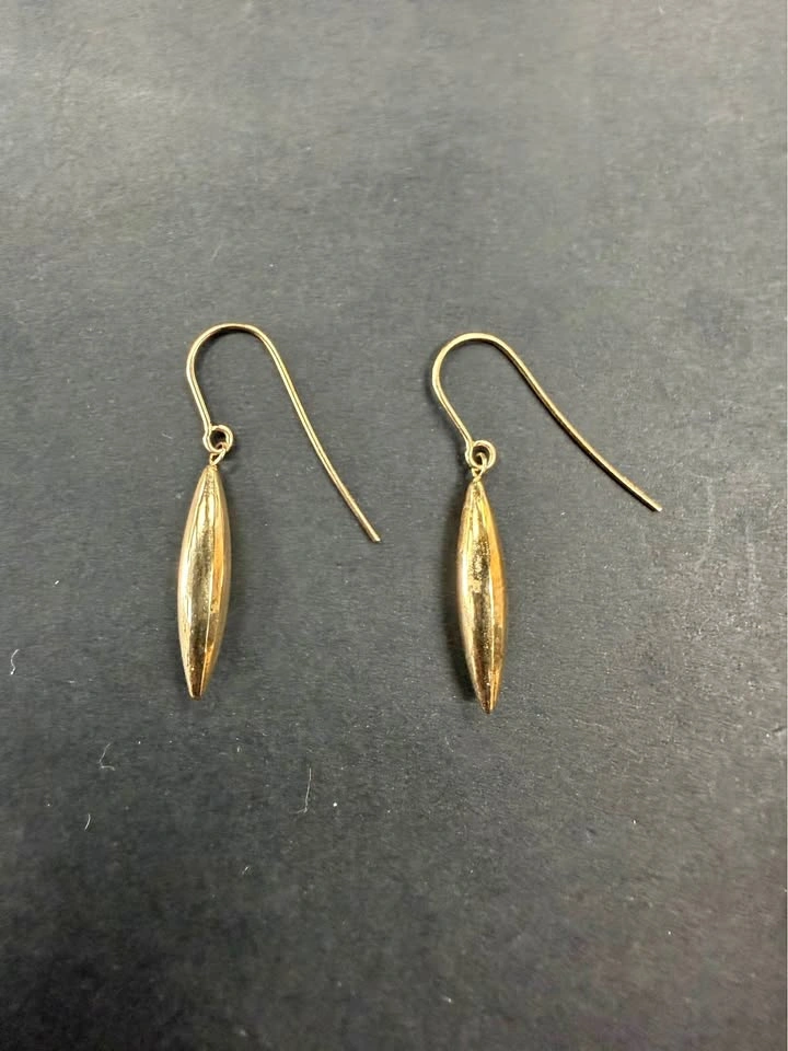 10KT 0.93GR Dangle Earrings
