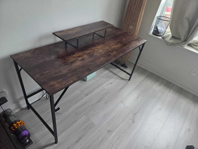 Working desk - photo 2