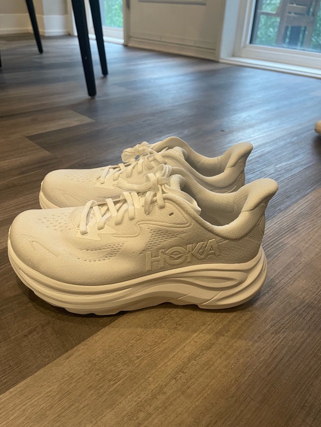 HOKA Clifton 10 Women’s Size 7.5 2E BNIB - photo 5