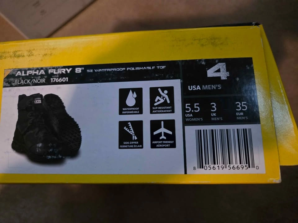 Original S.W.A.T. Alpha Fury 8" Waterproof Boots size 4 - photo 3