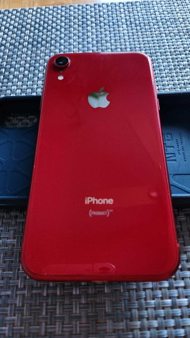 iPhone XR 64Gb - photo 2