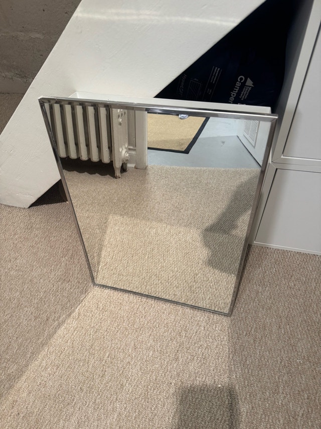 Mirrored vanity medicine cabinet