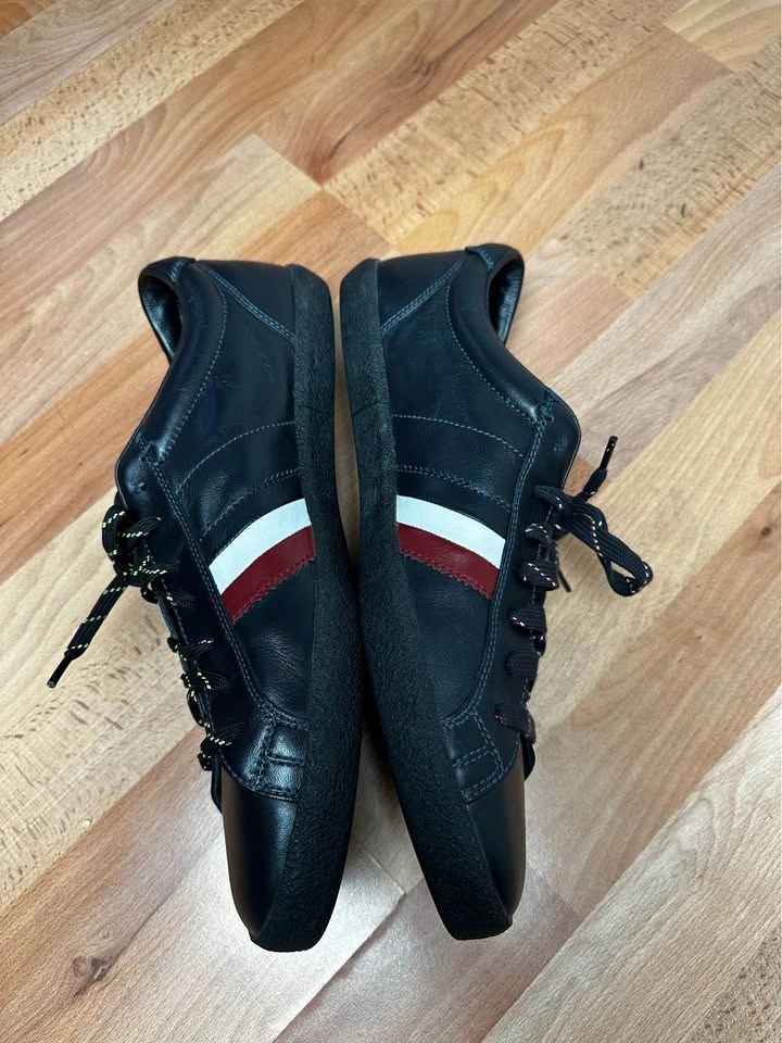 Moncler Men’s Black Leather Low-Top Sneakers - Size 46 EU / 12 U - photo 5