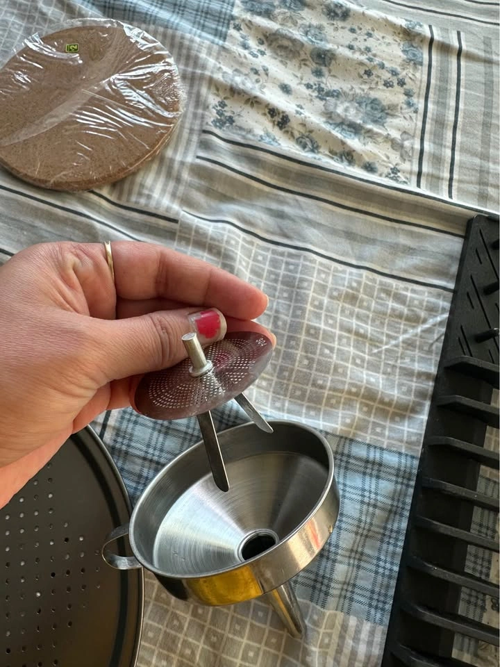 Moving sale: Steel oil strainer - photo 3