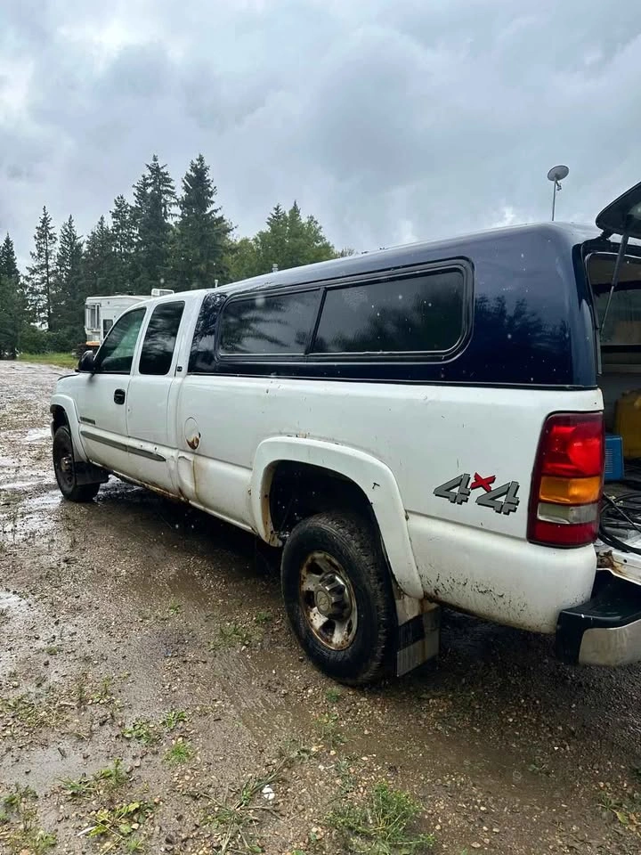 2003 GMC Sierra (Classic) 2500 HD Extended Cab - photo 3