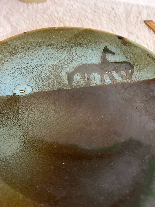 Vintage Heavy Ceramic Horse Plate 10” - photo 4