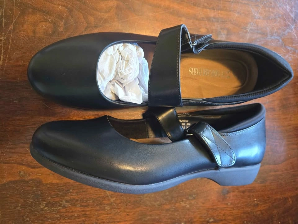 Ladies Black Mary Jane Shoes - photo 2