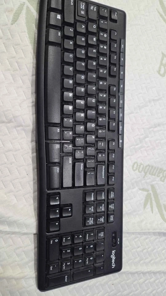 Logitech Wireless Keyboard and Mouse Combo - photo 3