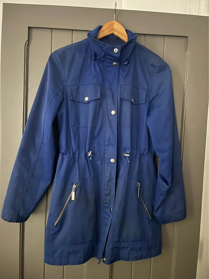 Sportek Striking Blue Women’s Rain Jacket (size small) - photo 3