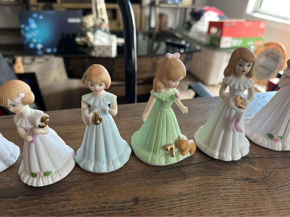 Enesco Birthday figures - photo 2