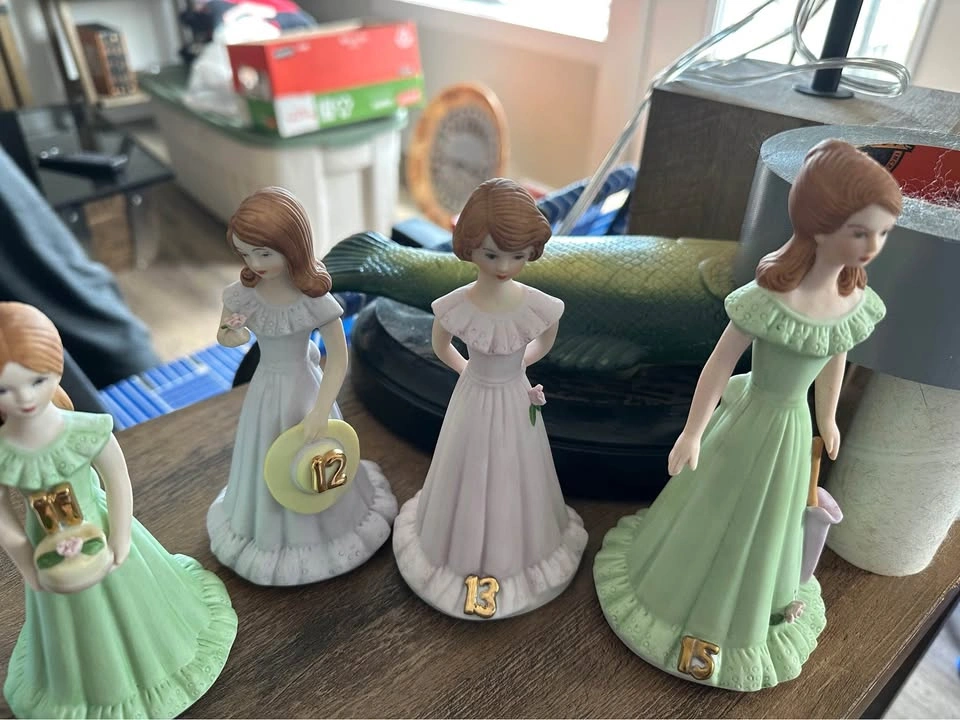 Enesco Birthday figures - photo 4