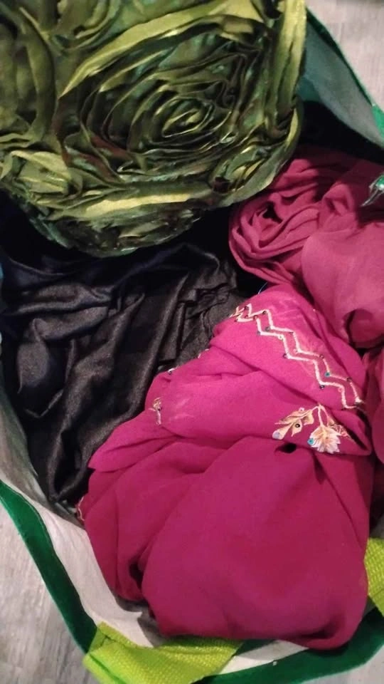 Fabric lot - photo 2