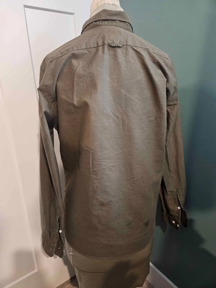 Army Green H&M button up shirt - photo 2
