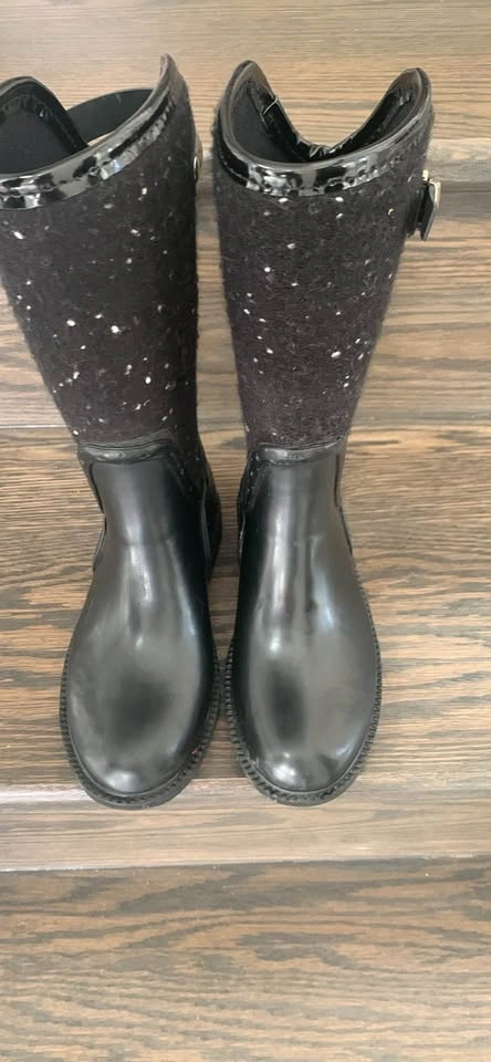 Stylish Zara Kids Rain Boots for girls. Pick up in Pickering! - photo 3