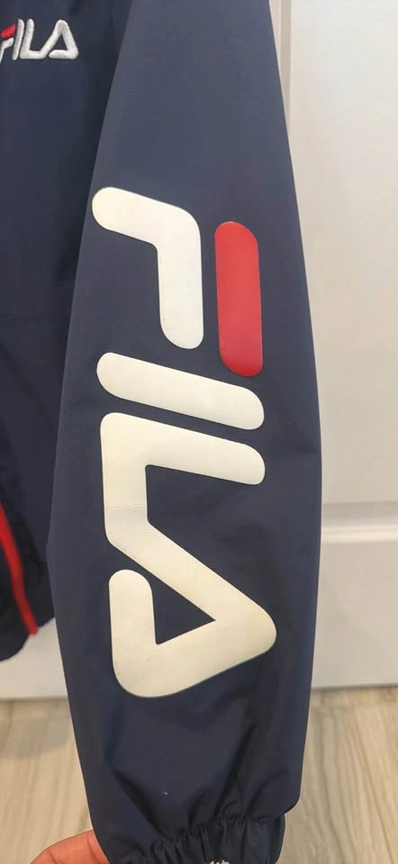 Fila Boys' Windbreaker Jacket. Size Large 10/12. - photo 3