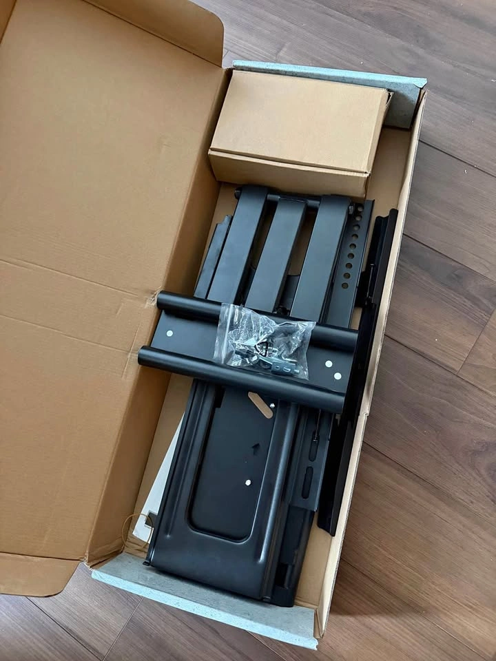 Pillar Mount Column TV Mount