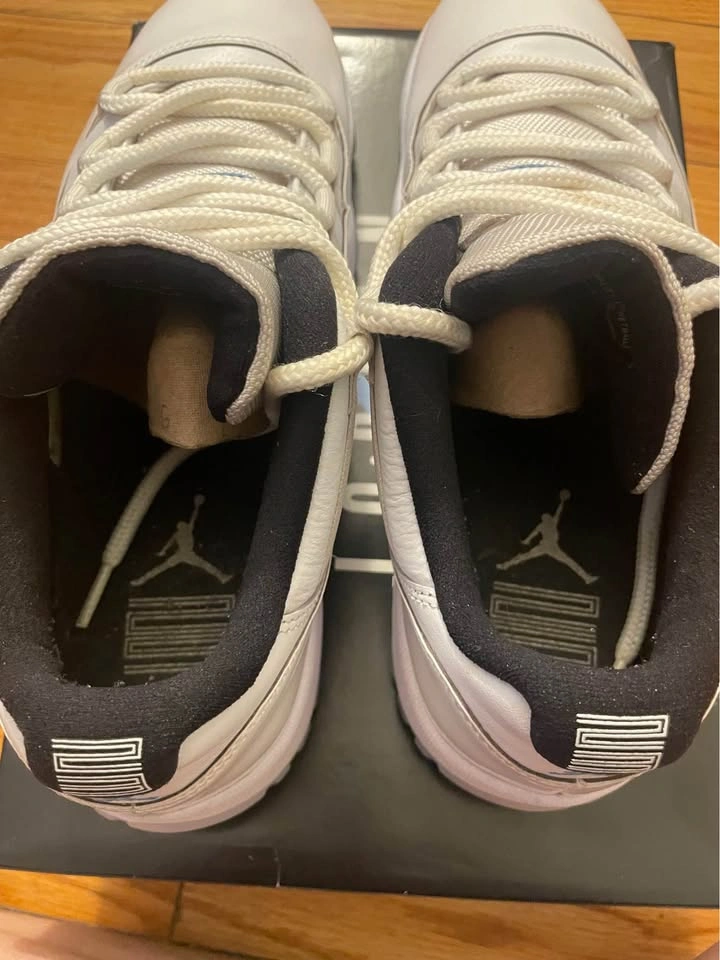 2021 Jordan 11 Retro Low Legend Blue Size 11 Excellent Condition - photo 2