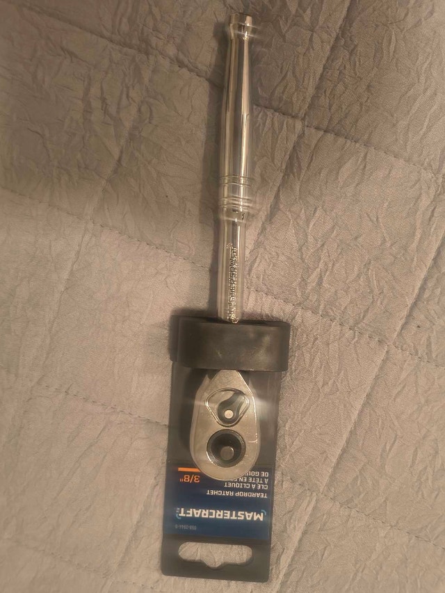 Mastercraft 3/8-inch Teardrop Ratchet