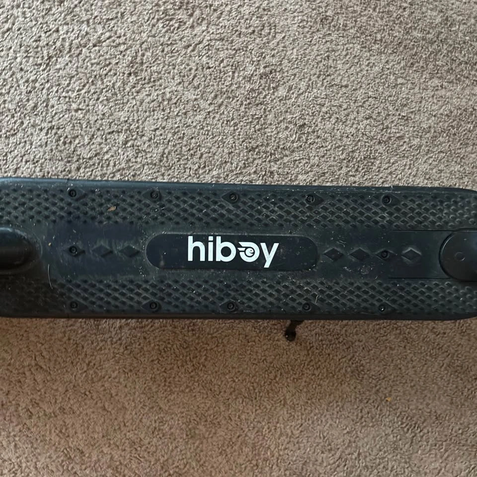 Hiboy S2 SE Electric Scooter (Comes with Charger) - photo 3